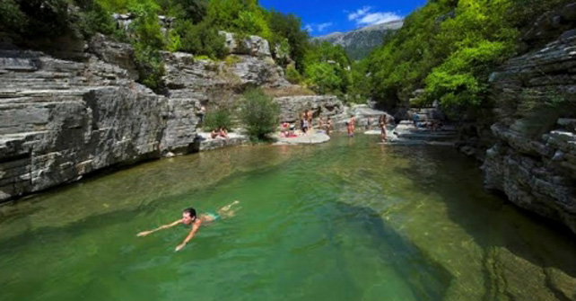 visit Amanitis Guesthouse in Zαgori - Western Zagori - kolibithres